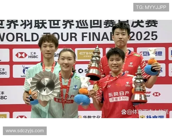 上海羽毛球队在全国羽毛球配合排行榜中荣获第五名的辉煌成就